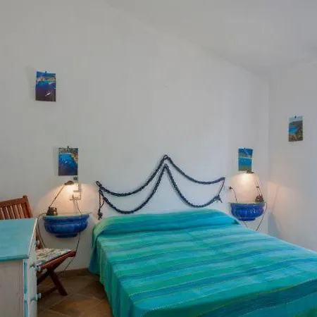 Appartement Pittulongu Sleeps 4 Olbia